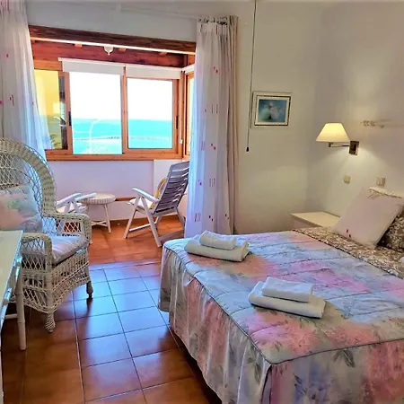 El Beril 20 - Two Bed * 아데제